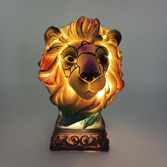 Dyrepynt Nattlys Kattelampe Farget glass Resinstatue Dekorativ Bordlampe Hjem Skrivebordsdekor