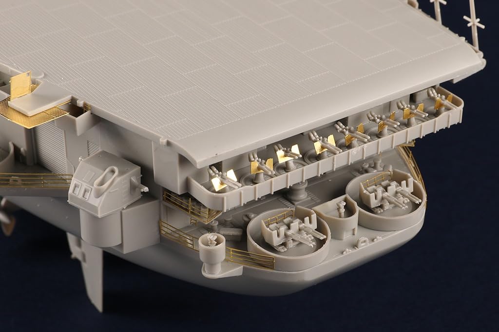 Trumpeter American Aircraft Carrier Midway Plastic Model 05634 1/350 CV-41