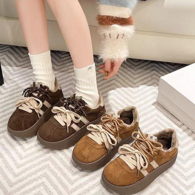 thick-soled Hong Kong wind velvet thermal casual cotton shoes, winter new thick-soled heightening German training board shoes