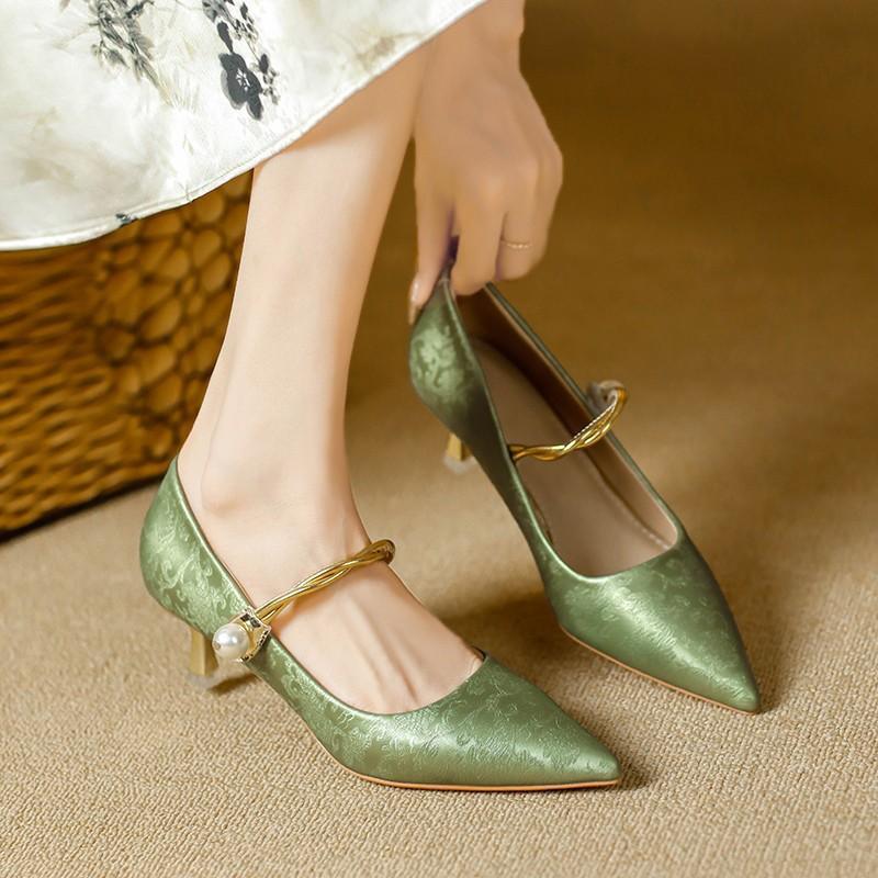 2025 Autumn New Chinese Style with Cheongsam Pointed High Heels Retro Mary Jane Stiletto with Skirt Women's Single Shoes