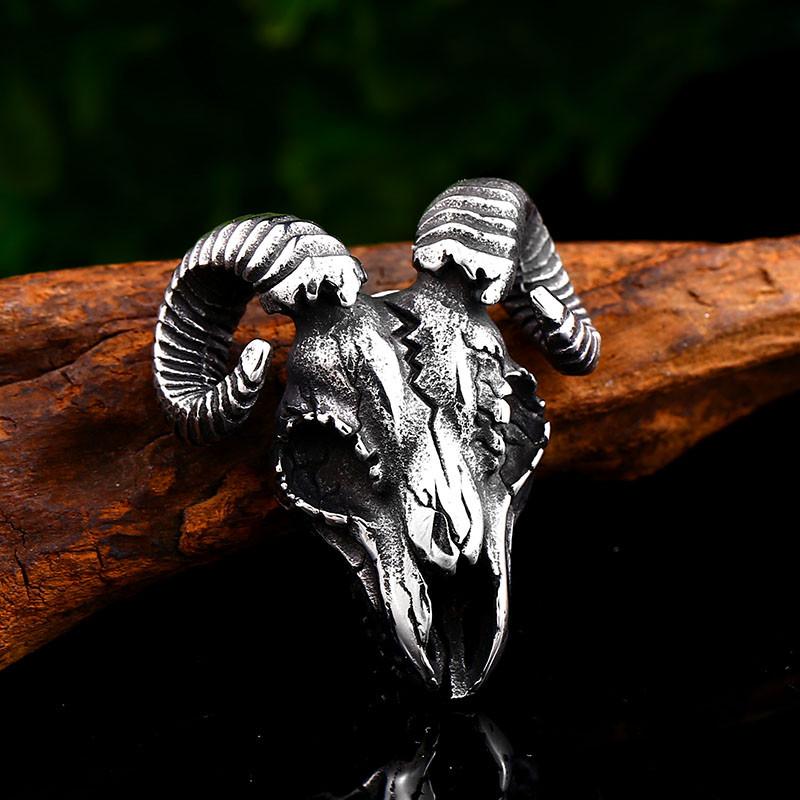 

Vintage Sheep Head Pendant Necklace Viking Men s Goat Skull Titanium Steel Pendant Necklace Punk Jewelry Wholesale