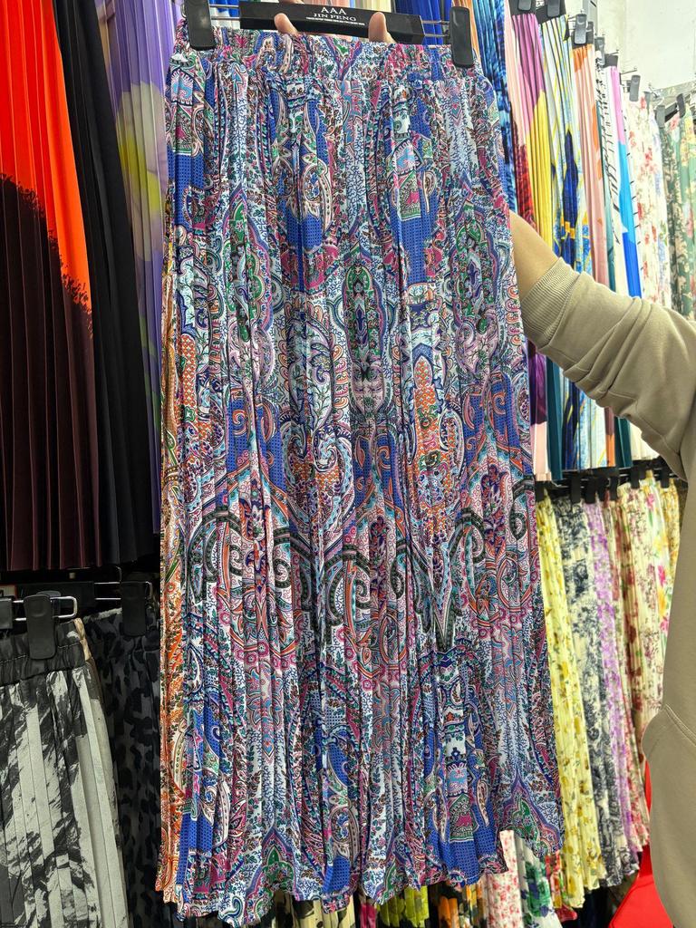 European & American Pleated Print Midi Skirt, Soft Chiffon Fabric, High Waist, Versatile Style