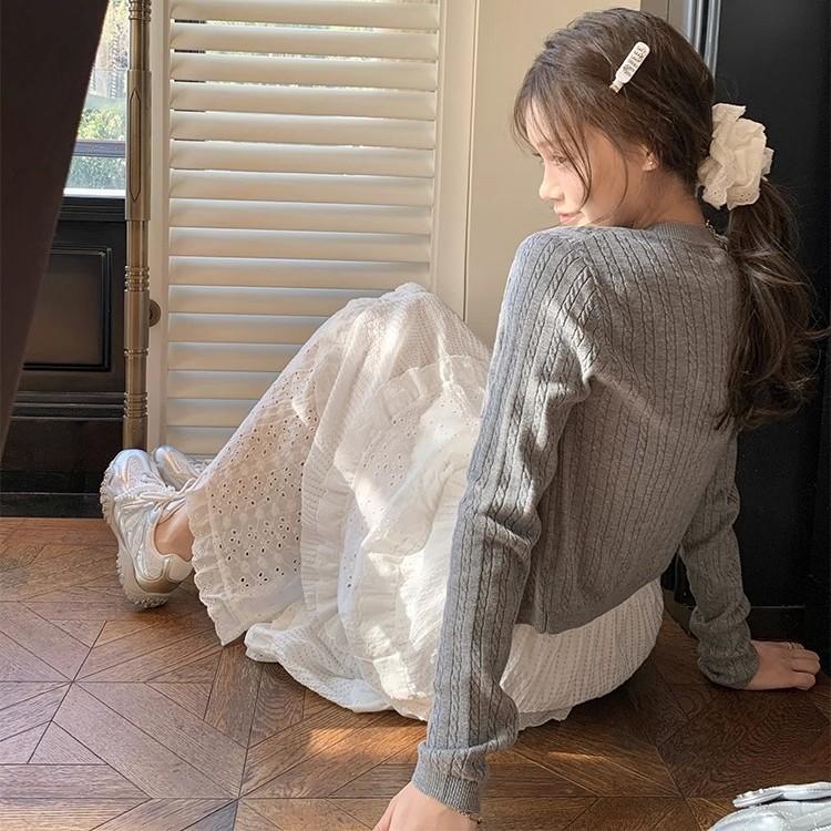 [FanGui] The Inner Height of the Crescent Moon Sole Increases Lace Pearl Casual Moral Training Shoes Women's Forrest Gump Shoes Fashion