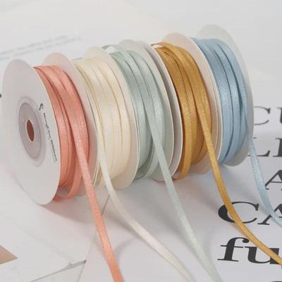 3mm Oboustranná saténová hedvábná stuha pro DIY dárky, mašle, kytice a balení na pečení