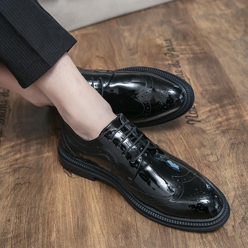 White Oxford Shoes Men's Lace-up Business Leather Shoes British Style Fashion Brogues Shoes Slip on Low-heeled Mens Dress Shoes