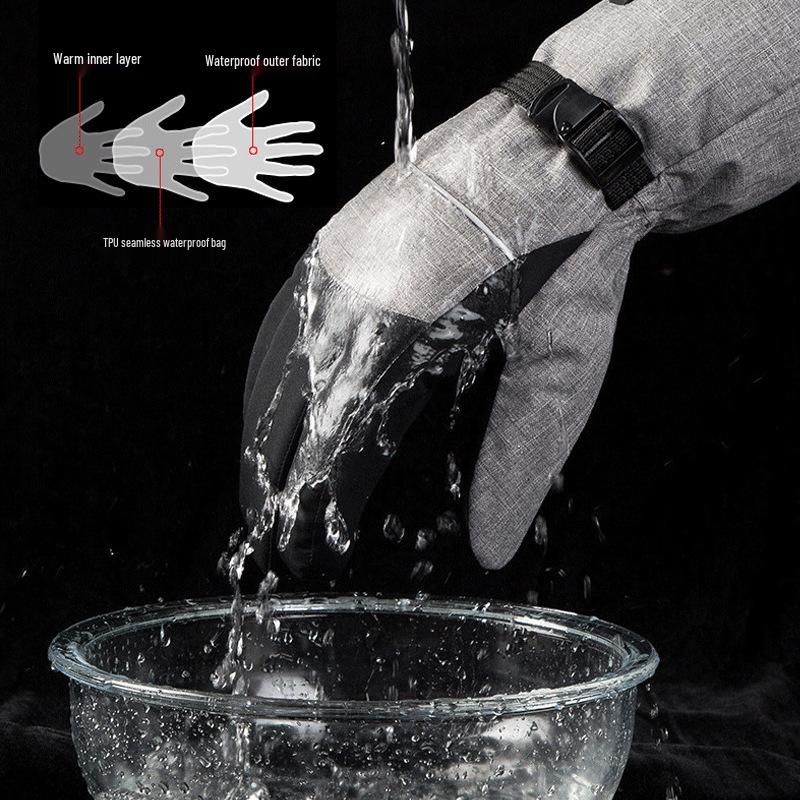 Winter Smart Heated Gloves: Three-Level Temperature Control, Waterproof, Cold-Proof, Rechargeable, Five-Finger Design for Outdoor Cycling.