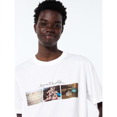 Uniqlo Japon Paix Pour Tous T-shirt chrisTina De midDel Magnum phoTo