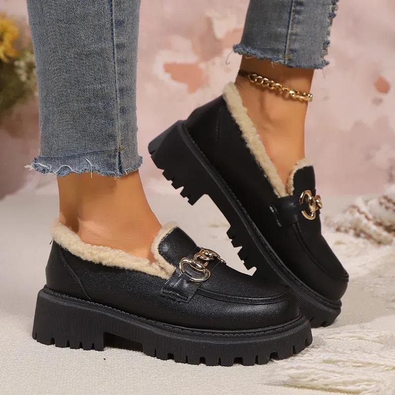 Plus Suede Leather Shoes for Women Loafers New Winter Warm Black Womens Casual Walking Shoes Warm Big Size 42 Ladies Shoes
