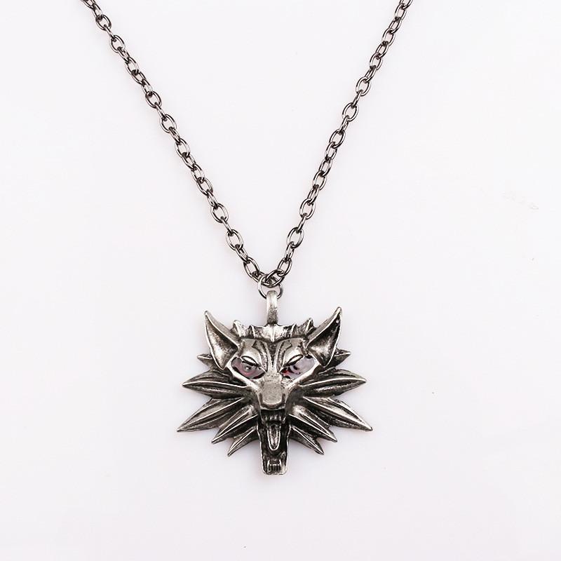 Medicine Man Metal Redeyed Wolf Pendant Necklace For Men With Animal Design And Gothic Style