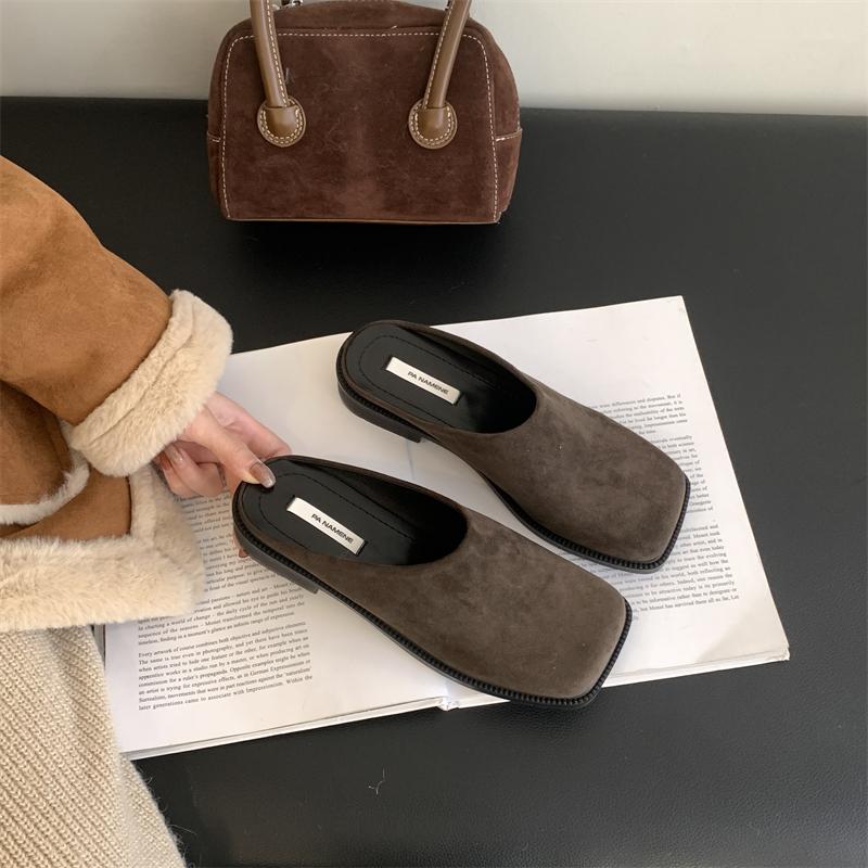 

Мода 2025 Новые матовые мюли Женские повседневные плоские сандалии Ручной работы Лоферы Женские слипоны Плоские для вождения Закрытый носок Полушлепанцы 39 армия зеленый