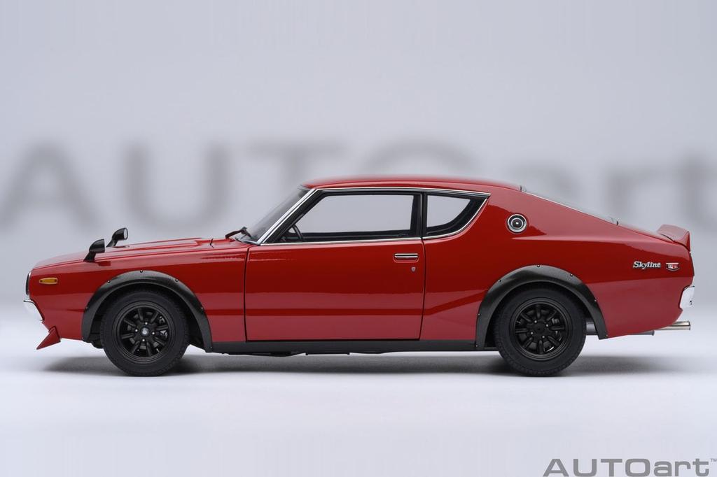 AUTOart Scale Nissan Skyline Tuned Version Red Finished Model 77468 1/18 2000GT-R (KPGC110)