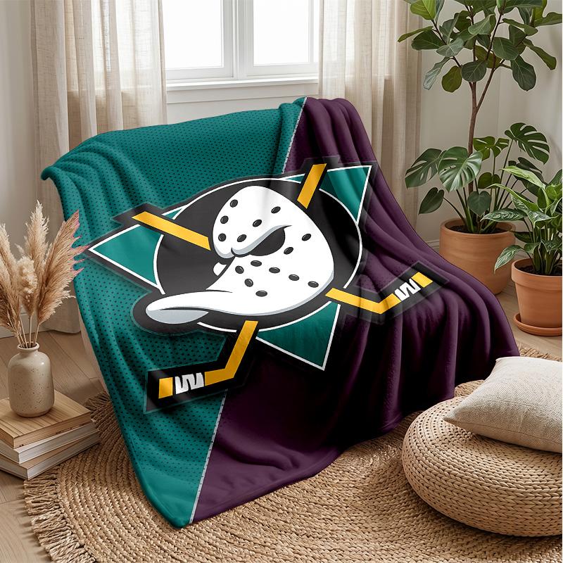 Anaheim DucksPrinted Flannel Blanket Cozy Skin-Friendly Warm Throw for Couch Bed Indoor Daily Use