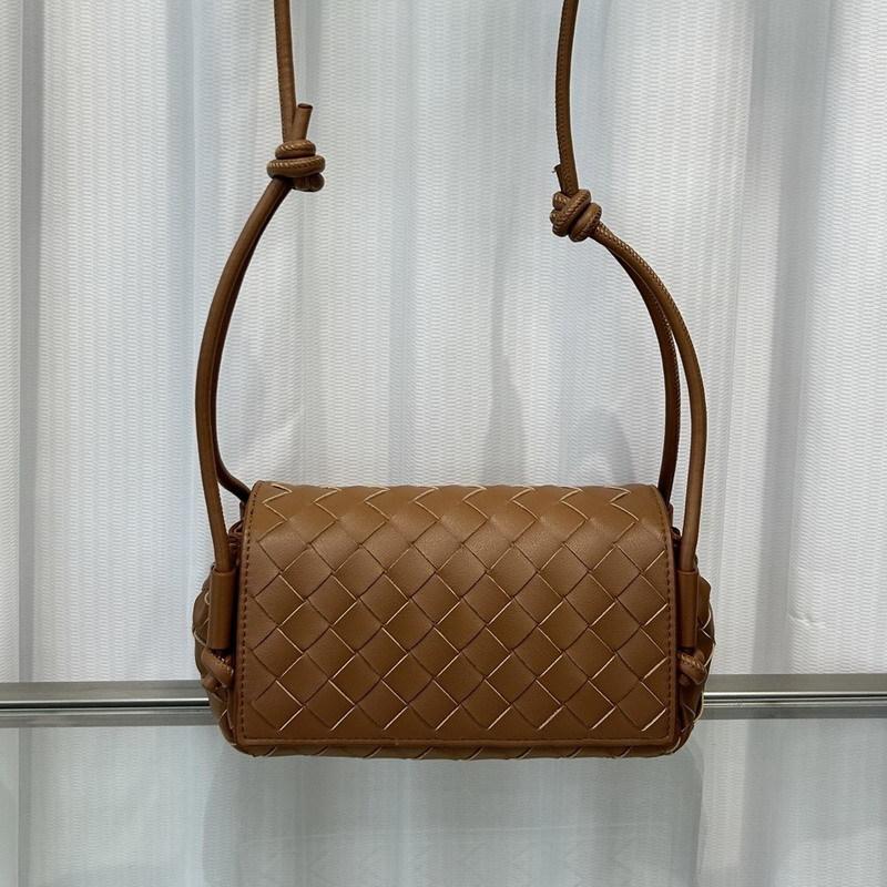 New Cowhide Leather Woven Bag Small Square Bag Pillow Bag Tote Bag Shoulder Messenger Bag Handbag Women's Bag