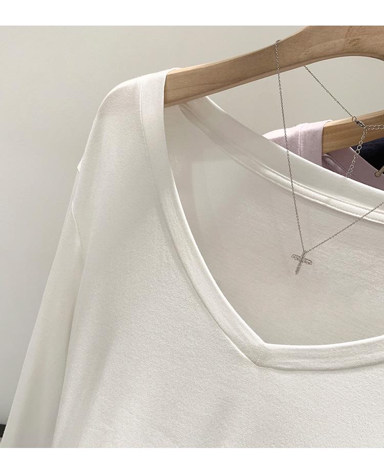 Korean Casual V-Neck Short-Sleeve T-Shirt: Summer 2026 Trendy Slimming Top