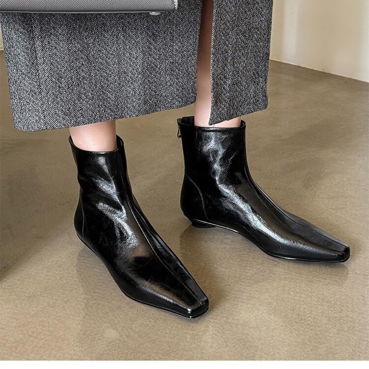 Versatile King~ Maillard Square Head Short Boots 2025 Autumn Inside and Outside Full Leather Rear Zipper Low Heel Martin Boots, Confidential