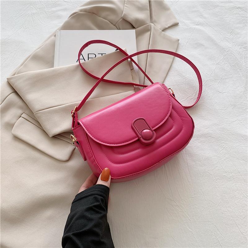 Fashionable Pu Leather Shoulder Bag Elegant Street Style Medium Saddle Bag 2023