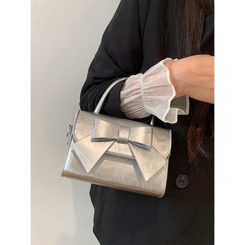Popular Bow Bag for Women In Autumn and Winter New High Quality Texture One-shoulder Crossbody Handheld Small Square Bag for Women
