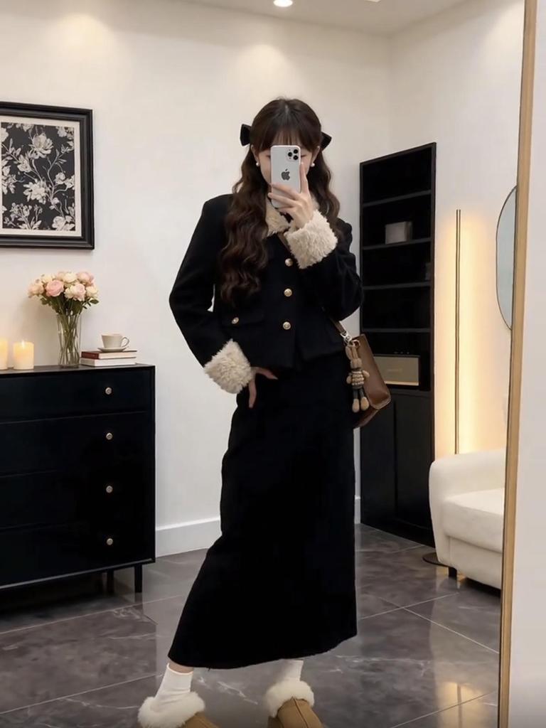 Plus Size Women's Fashionable Lambswool Jacket & Skirt Set - 2026 Winter Collection