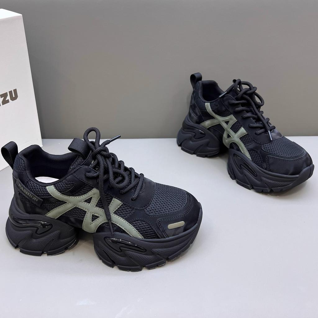 Dexun shoes women's jelly platform casual Forrest Gump shoes 2025 spring new ins little white shoes retro sports board shoes