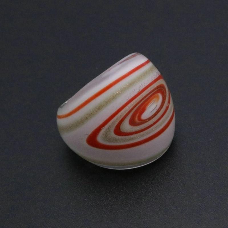 Ręcznie robione Pierścionki z Kwiatowego Szkła Oplatane Drutem Etniczna Biżuteria Inspirowana Galaktyką Artystycznie Wykonane Wygodne