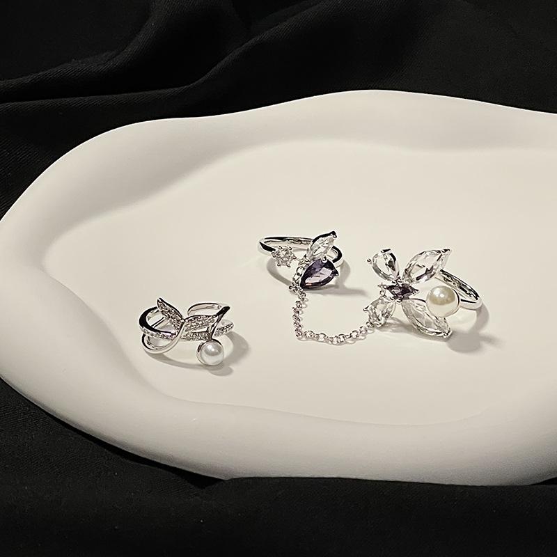 Nischendesign 2-teilige Kette Schmetterling Perle Zirkon Persönlichkeit Süß und Cool Offener Ring Weiblich Kalter Wind