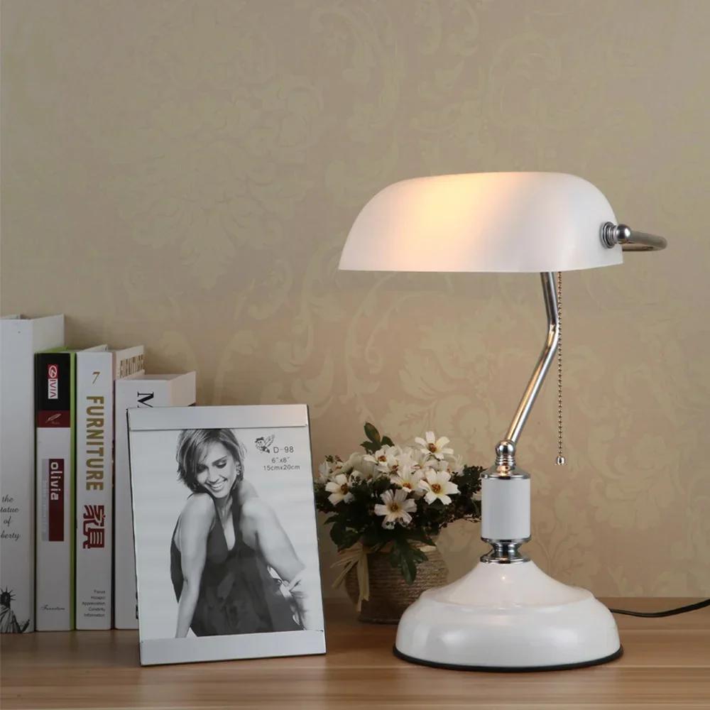 Bank Table Lamp European Style Glass Lamp Retro Office Desk Lamp Antique Copper Living Bedroom Decorative Bedside Floor Lamps