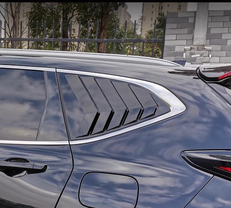 Compatible with 2021-2022 Honda CR-V: Modified Front Splitter, Roof Spoiler, Front Lip, Rear Spoiler, Louvered Grille, Body Kit.