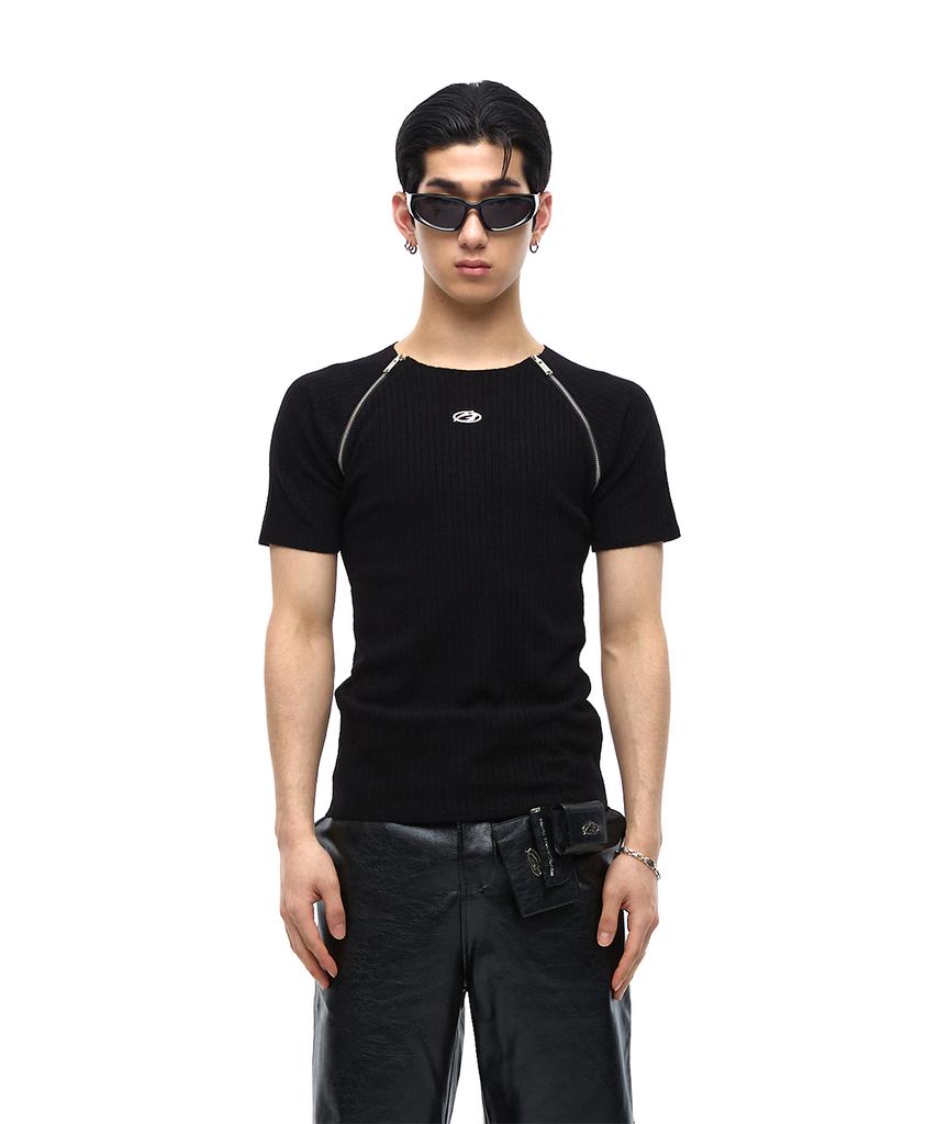 MORE THAN BLACK Logo Two Side Half Zip Up Knit