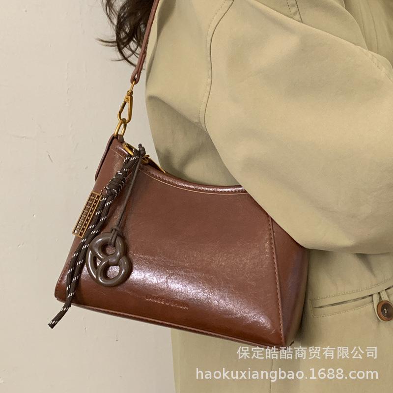 Fashion Retro Small Bag 2025 New Simple and Versatile Messenger Bag High-end Women's Broadband Shoulder Bucket Bag