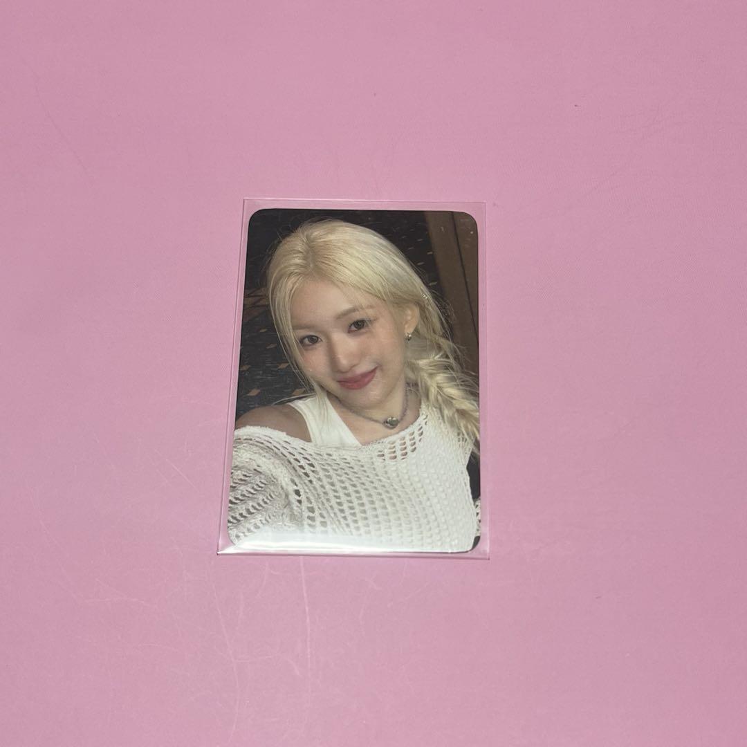 

[USED] IZNA Jiyoon Korea withmuu bonus trading card