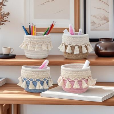 Cesto de Armazenamento Organizador de Pincéis de Maquilhagem com Decoração de Borla Grande Capacidade Multiusos Design de Tecido Cesto de Armazenamento