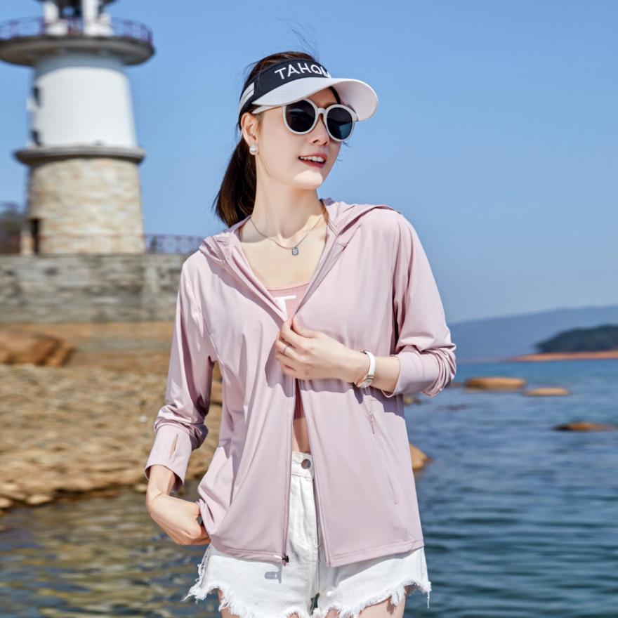 A Pair of Hair Ice Silk Sunscreen Clothes, Women's Summer New Breathable Sunscreen Clothes, Cycling Clothes, Large Brim Cardigan.