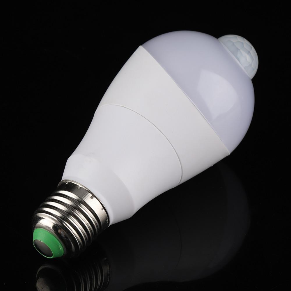 AC 85 - 265V LED Light Bulb 350 Degree Rotating Motion Sensor Bulb Lamp  Hallway