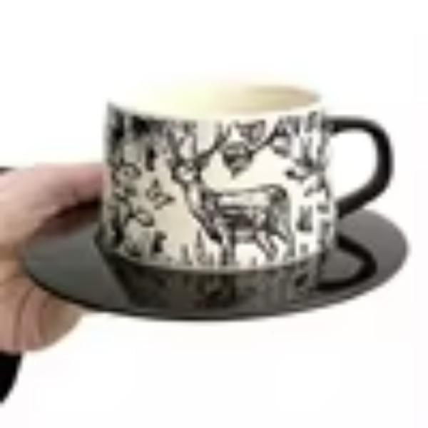 

Ретро керамическая кофейная чашка для дома винтажная чашка для питья Высокий уровень внешнего вида пара продвинутый смысл чашка для завтрака 201-300ml чёрный