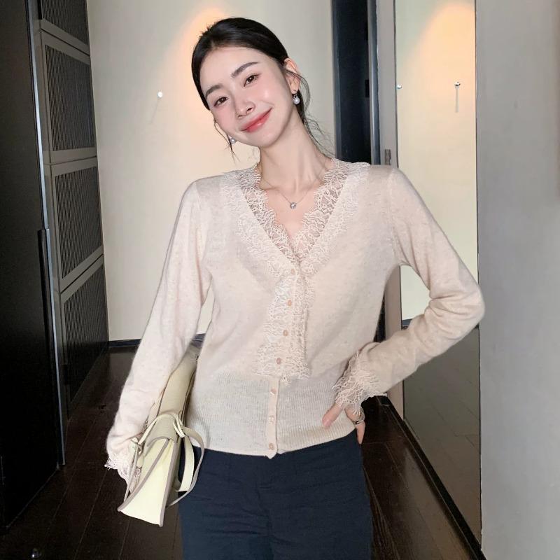 Neck Cashmere Cardigan Women's Autumn and Winter New Lace Edge Solid Color Buckle Short Top Knitted Wool Coat