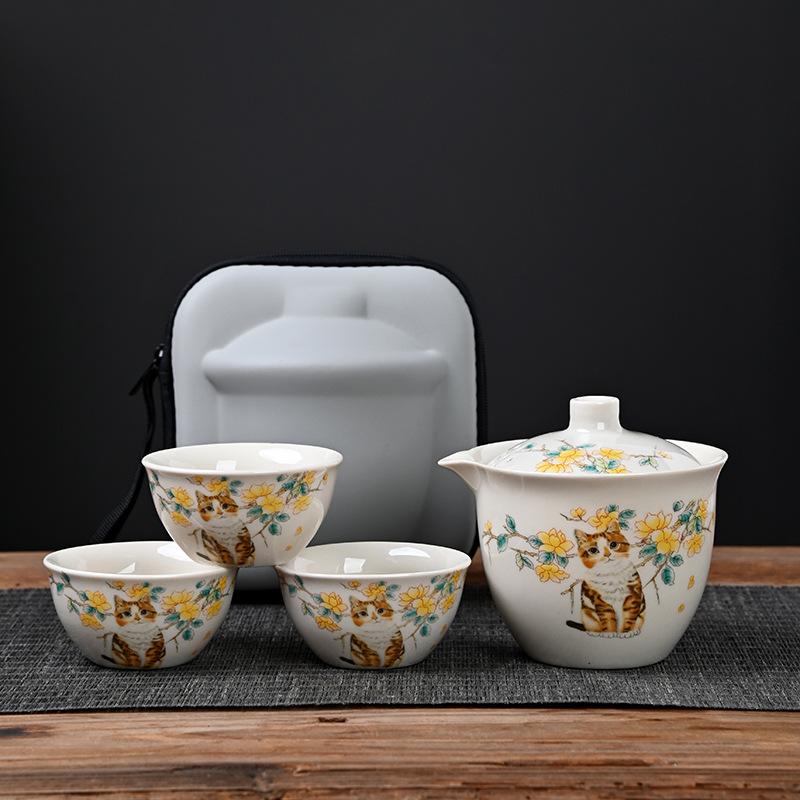 Kleine Gelbe Katze Ru Kiln Reise-Teeset Tragbare Express-Tasse Ein Kännchen Drei Tassen Outdoor Kung Fu Teetassen