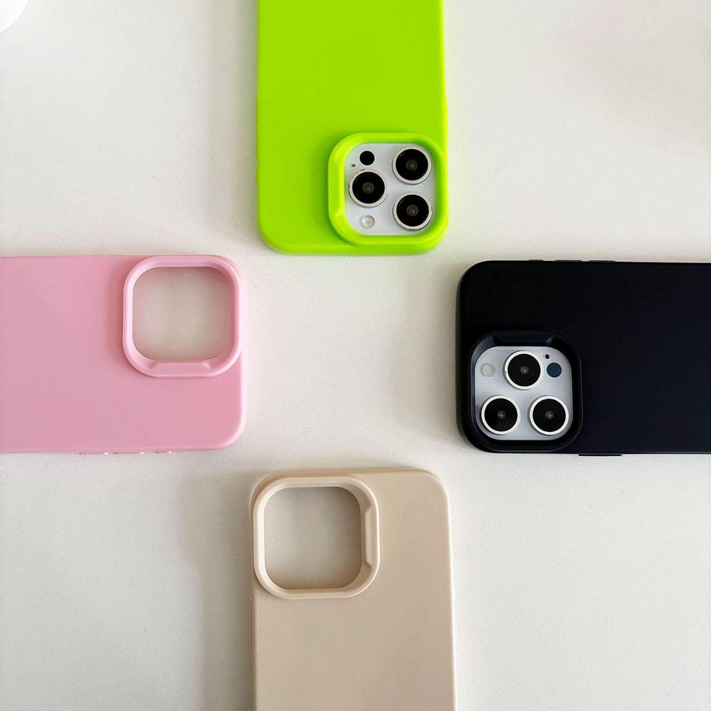 iPhone 15 Pro Max Silicone Case with Large Holes, Frosted Design, Ultra-Thin, Solid Color - Suitable for Men and Women.