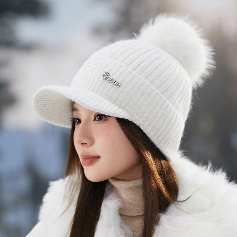 Hat Women's Autumn and Winter Warm Plush Wool Hat Winter Cycling Cold Protection Ear Protection Duck Tongue Knitted Hat