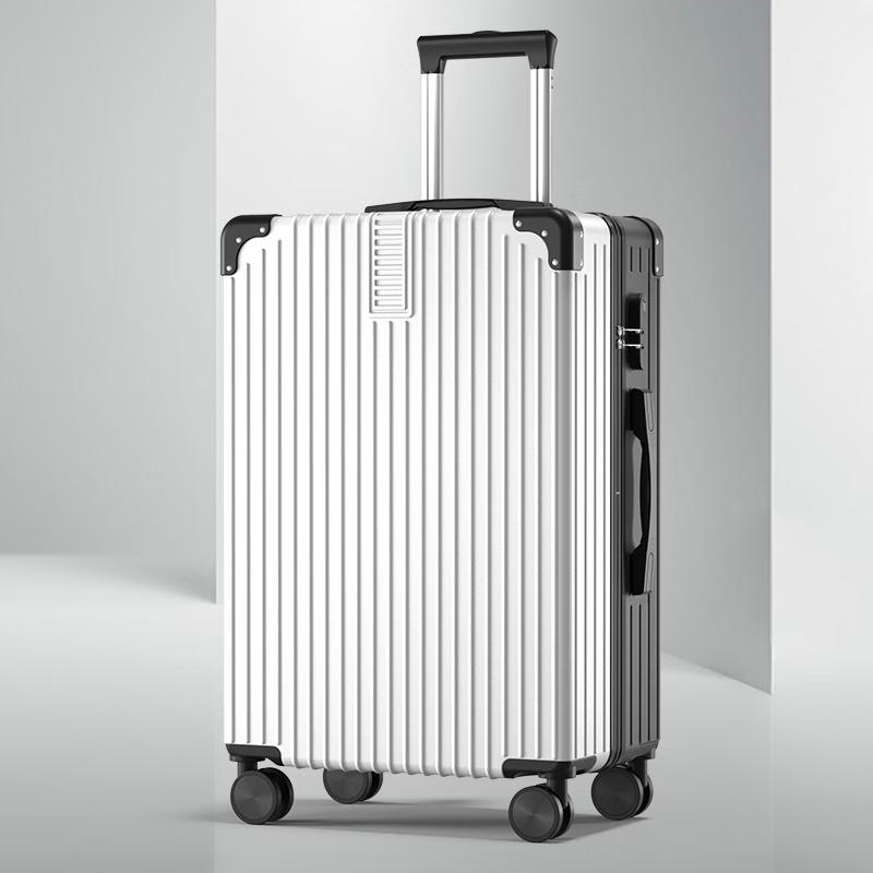

Classic Vintage Spinner Luggage 24 inch