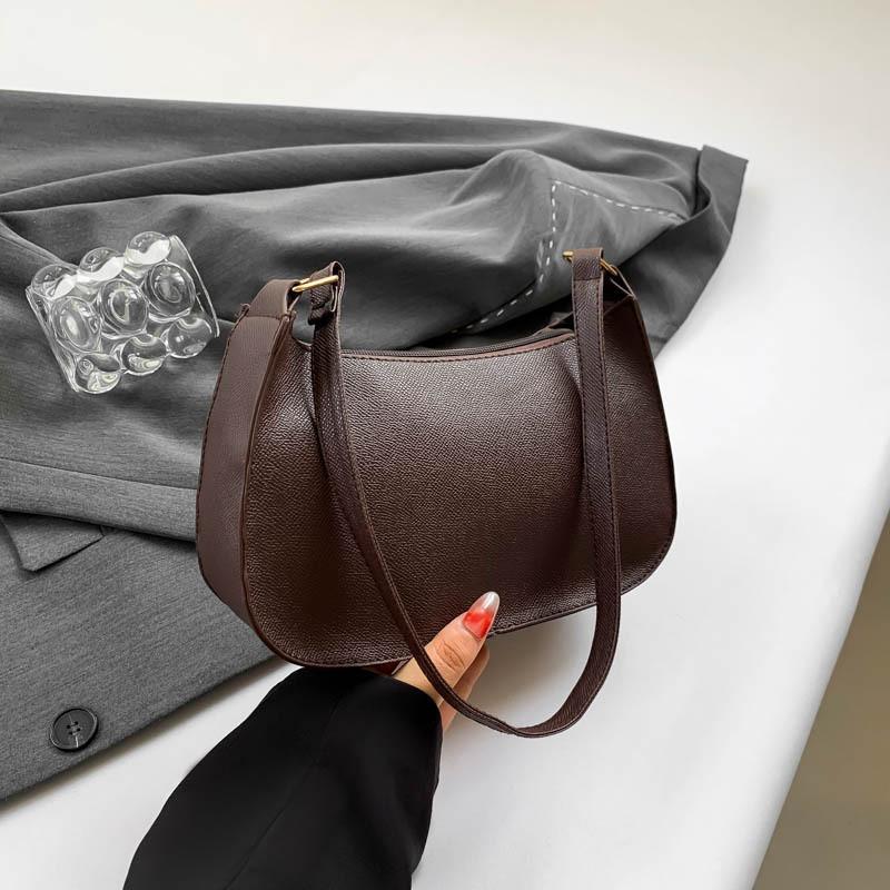 Trendy New Moon Bag Stylish Retro Handbag Perfect For Everyday Use In Multiple Colors