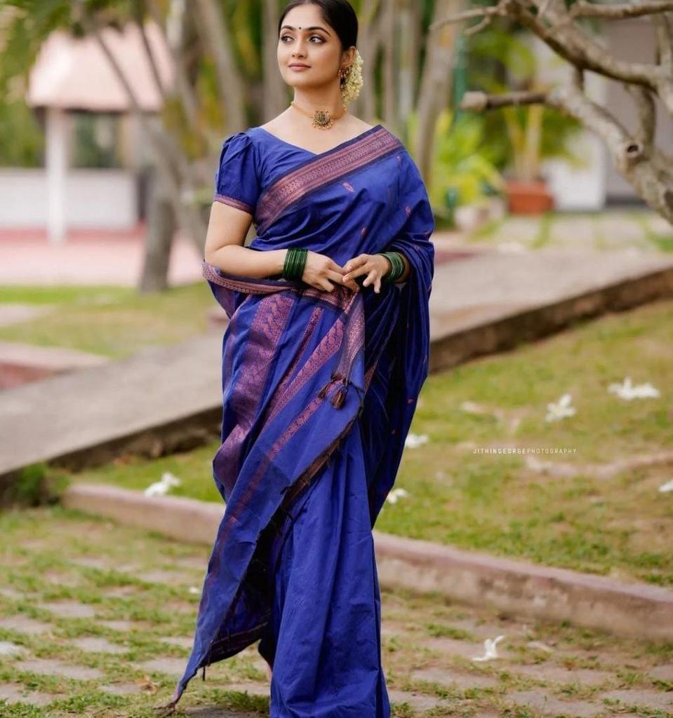 Magnifique Jari doré avec un nouveau design en soie Lichi douce