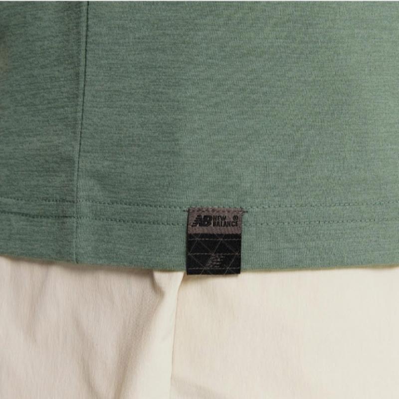 New Balance Tee Rqk Nbnee22433 49 Uni Frozen Small Logo Short Sleeve Tee  