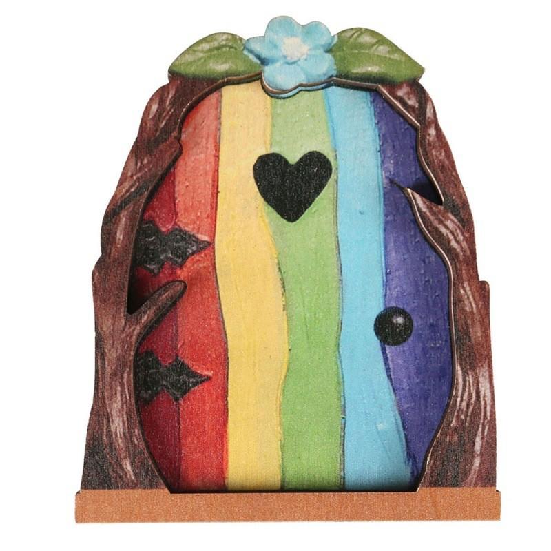 Garden Fairy Door Decor With Wooden Tree Art For Home And Garden Beauty