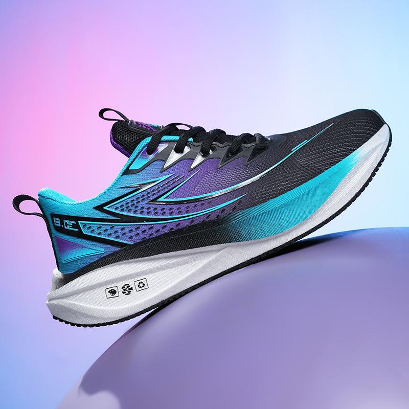 

Carbon plate men s and women s running shoes school season students breathable shock absorption non-slip racing marathon sports and leisure shoes 37