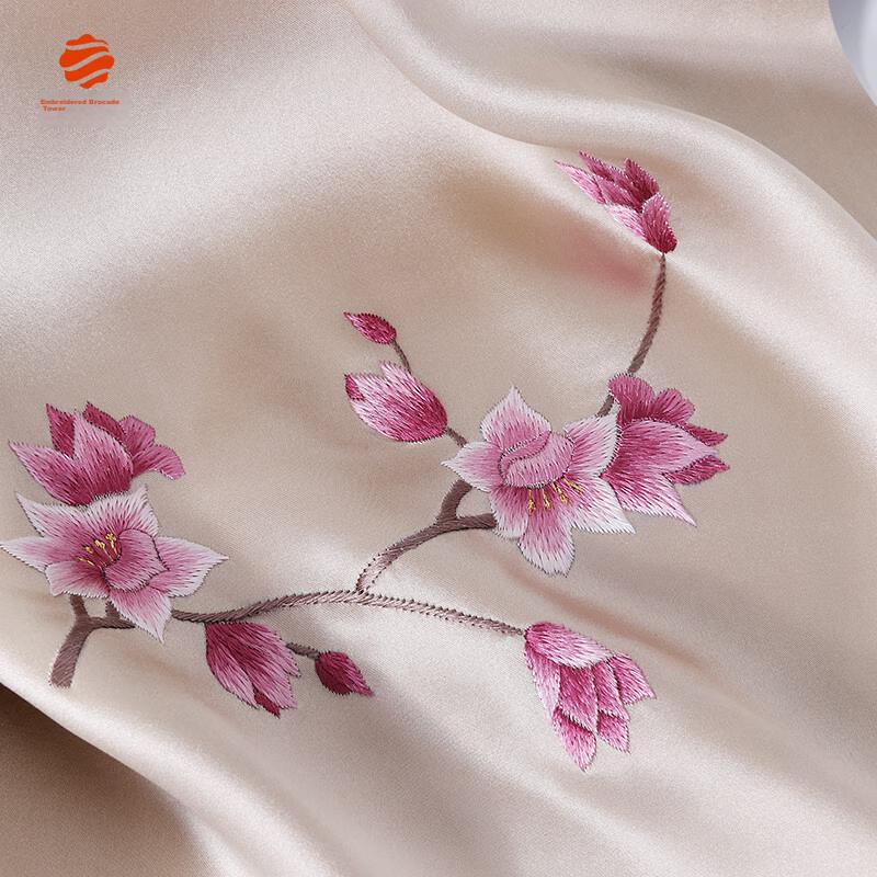 Silk Embroidered Square Scarfn, Chinese Style Mulberry Silk Handmade Suzhou Embroidery Silk Scarf with Double-Layer Silk And Frog Clasp, Gift Box Set