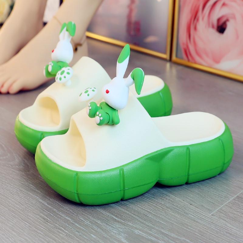Mode Skor Gummi Tofflor Tofflor Kvinnor Plattform Slides 2025 Massage Sommar Platta Damskor Tofflor Kvinnor Sommar Slides Plattform