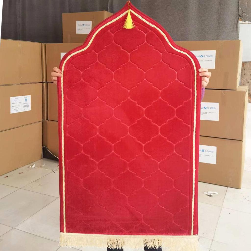 Premium Frilled Prayer Rug - Thick Flannel Cushion with Irregular Pattern