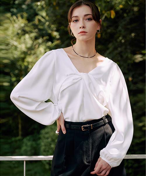 PLUNASTUDIO Twist Puff Blouse_Ivory