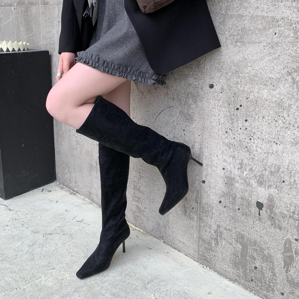2025 autumn and winter new fashionable retro simple square head high-heeled boots simple wind fine high-heeled long boots but knee boots