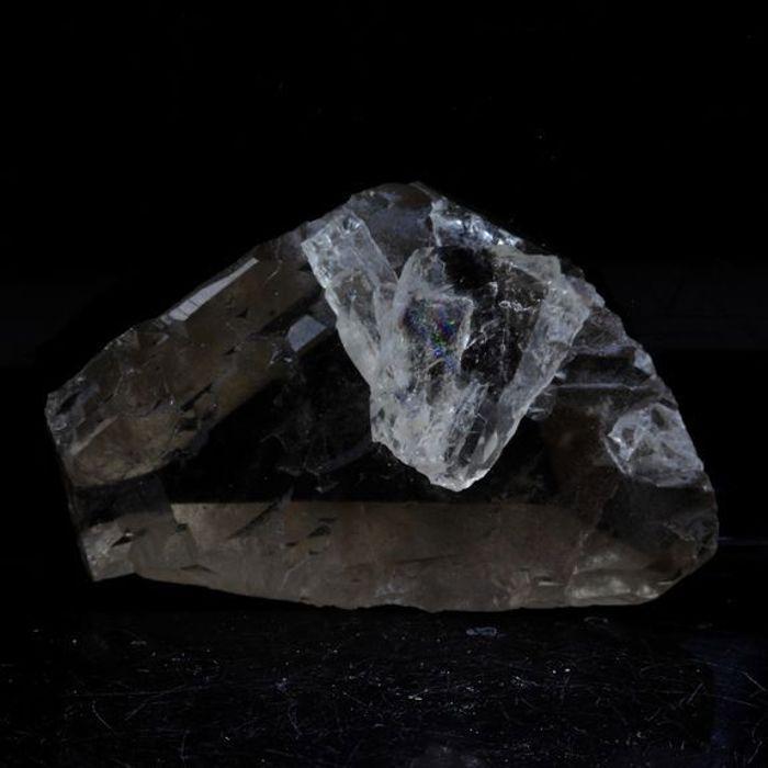 Pierres et Minéraux. Quartz fumé. 53.15 ct. Les Deux Alpes, Oisans, Isère, France.